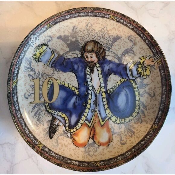 Pottery Barn 12 Days Of Christmas Dessert Plate, 10 Lords A-Leaping, Day 10 EUC - Picture 3 of 4